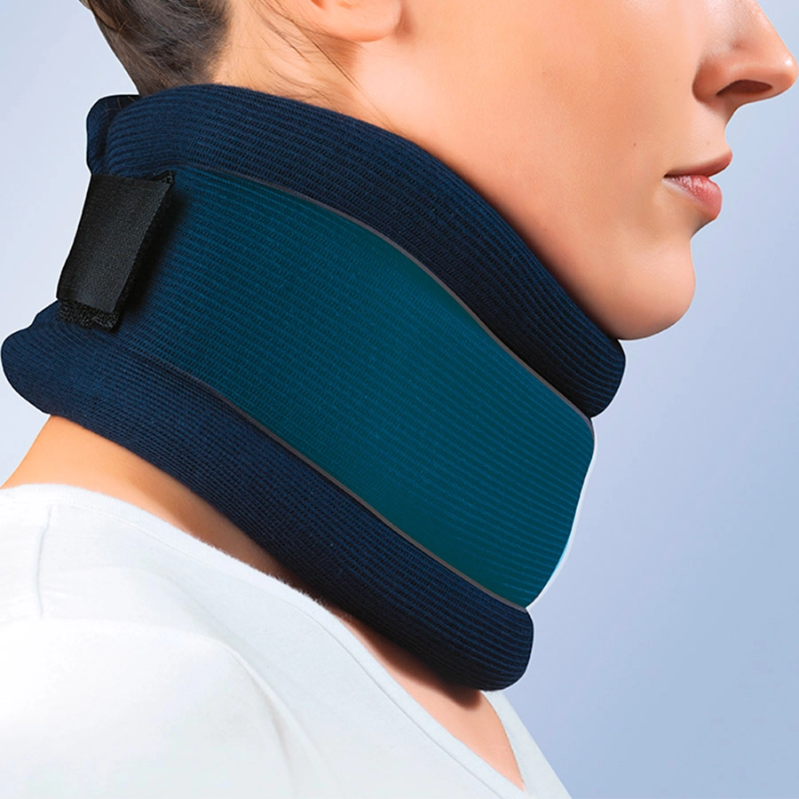 COLLARÍN SEMIRRÍGIDO DE ESPUMA CON REFUERZO DE POLIETILENO TALLA 1 CC2209 (9,5CM) ORLIMAN